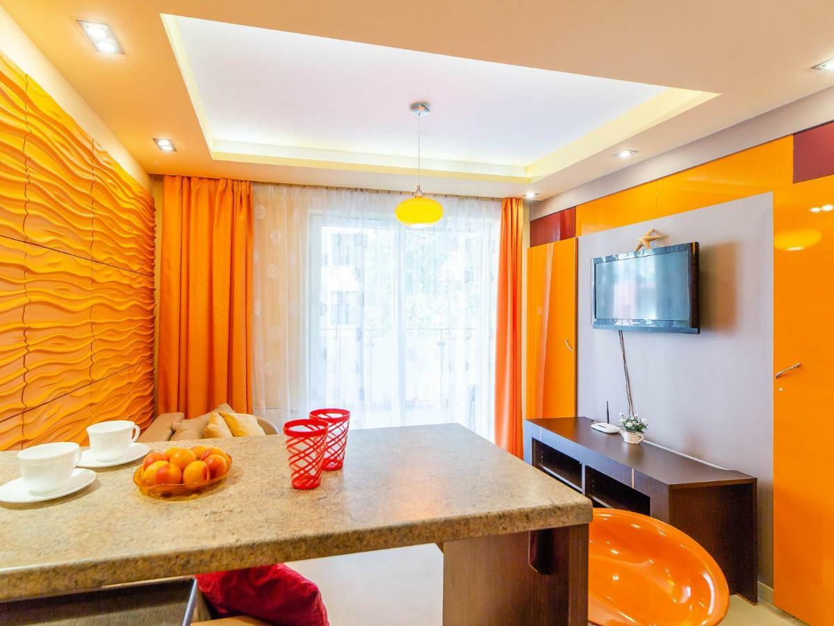 Apartament Pomaranczowy Z Basenem,Sauna-Blisko Morza. Kolobrzeg Dış mekan fotoğraf